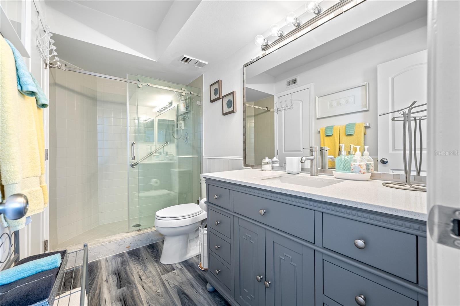 BAHIA VISTA - Residential