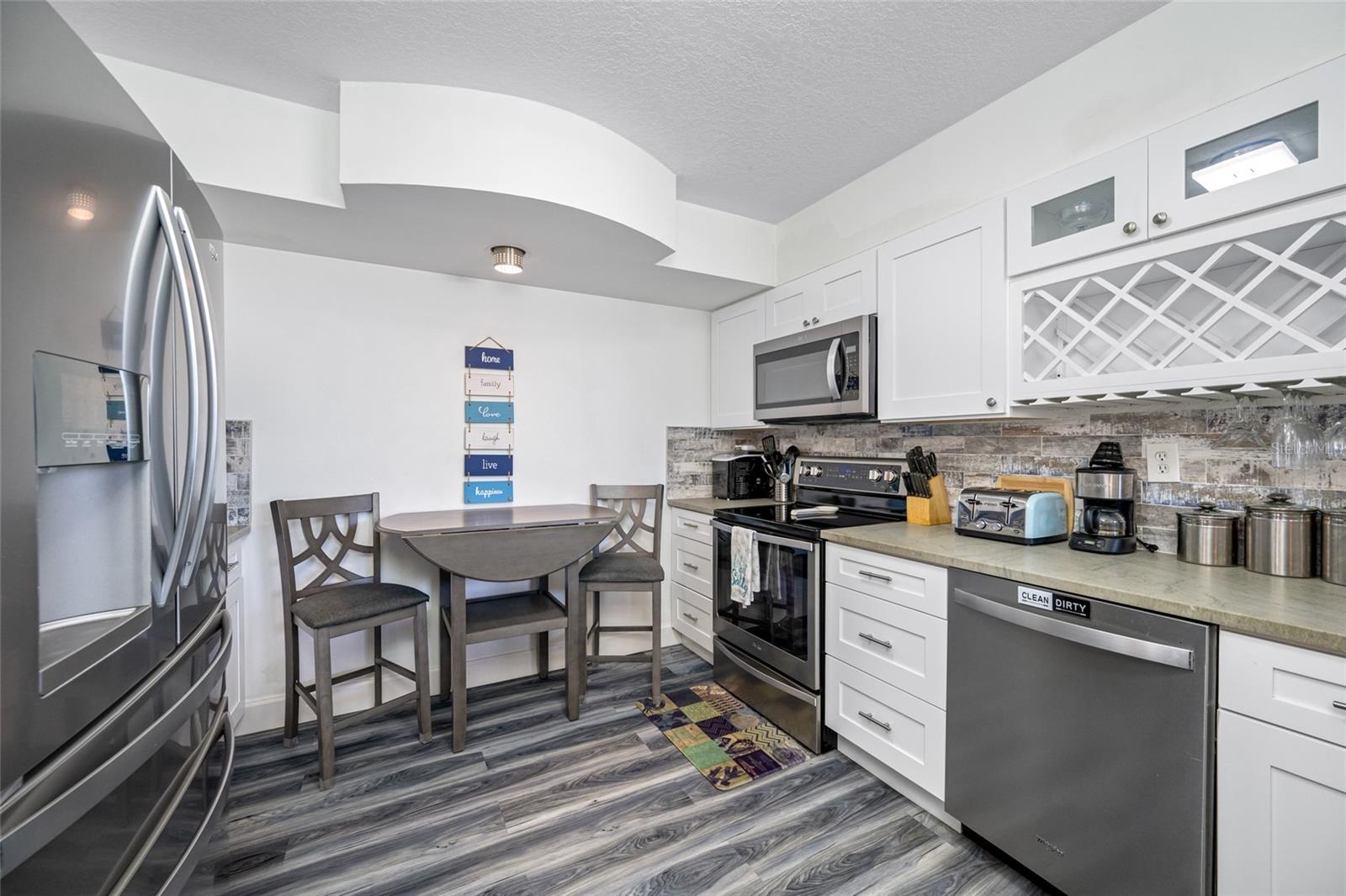 BAHIA VISTA - Residential