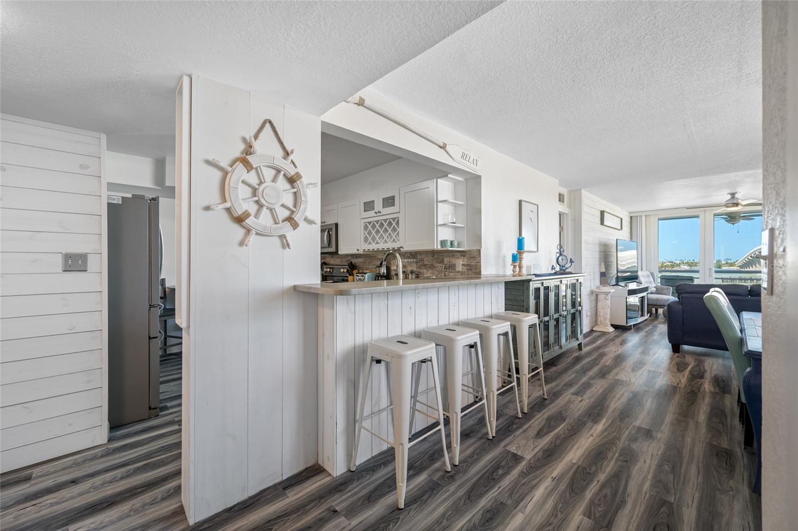 BAHIA VISTA - Residential