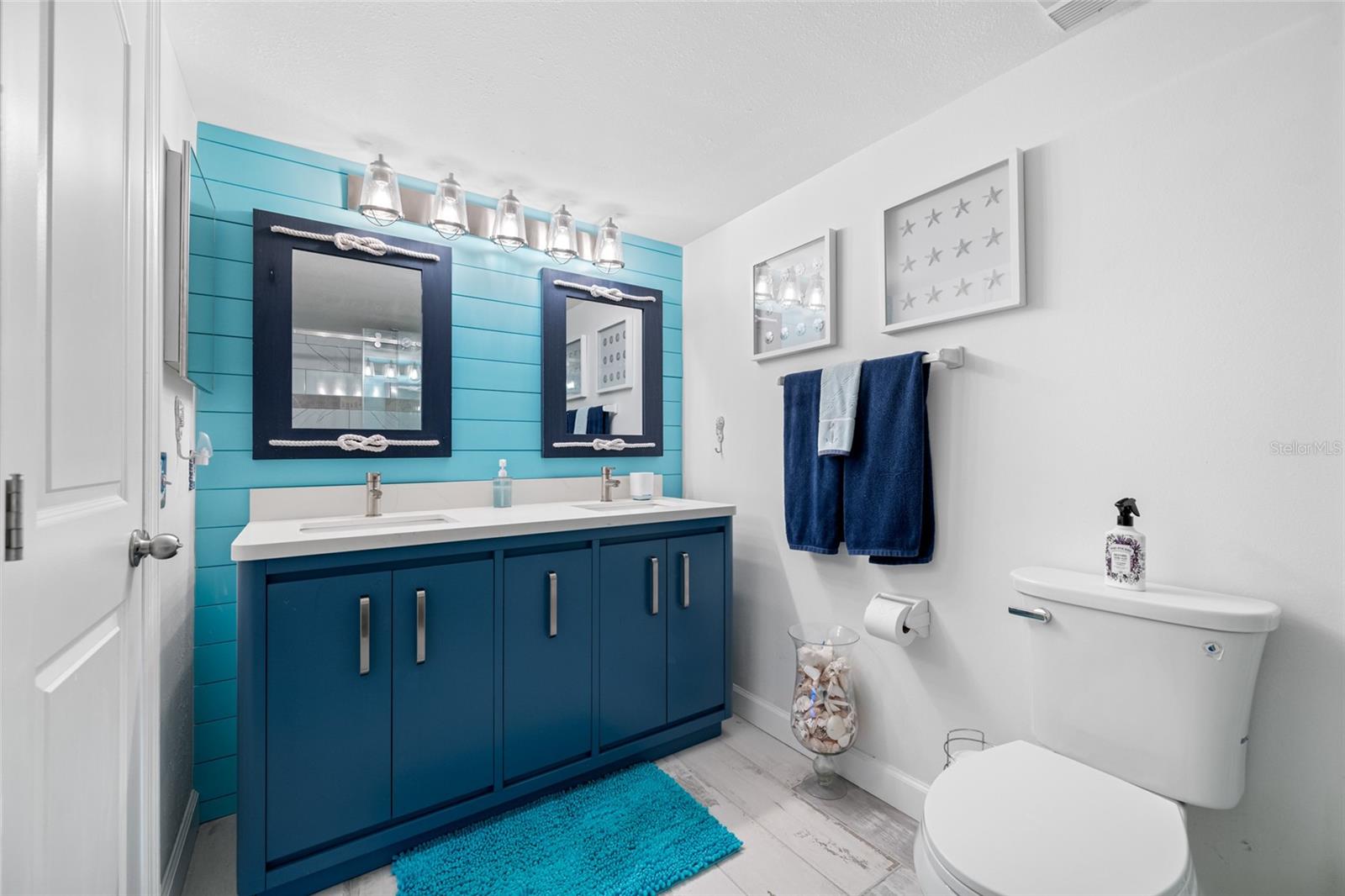 BAHIA VISTA - Residential