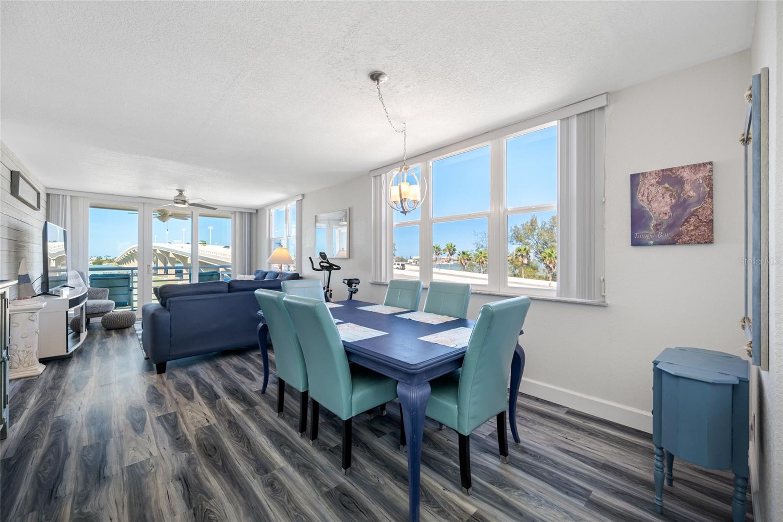 BAHIA VISTA - Residential