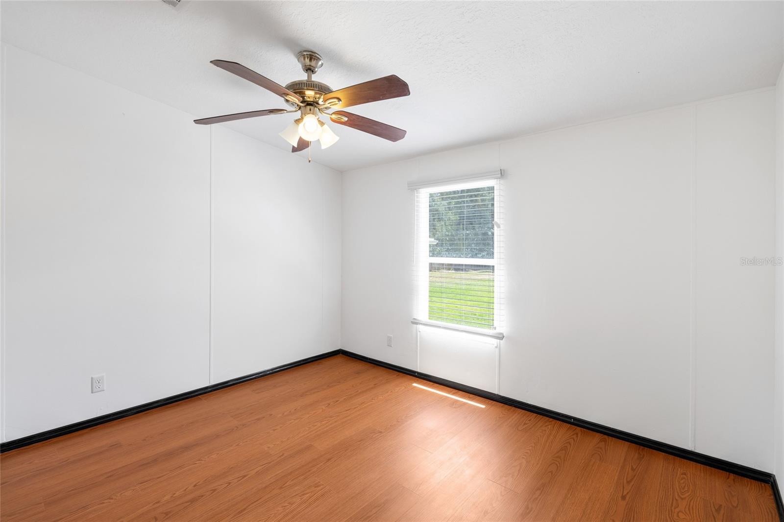 TROPICAL ACRES SOUTH UNIT 4 - Residential