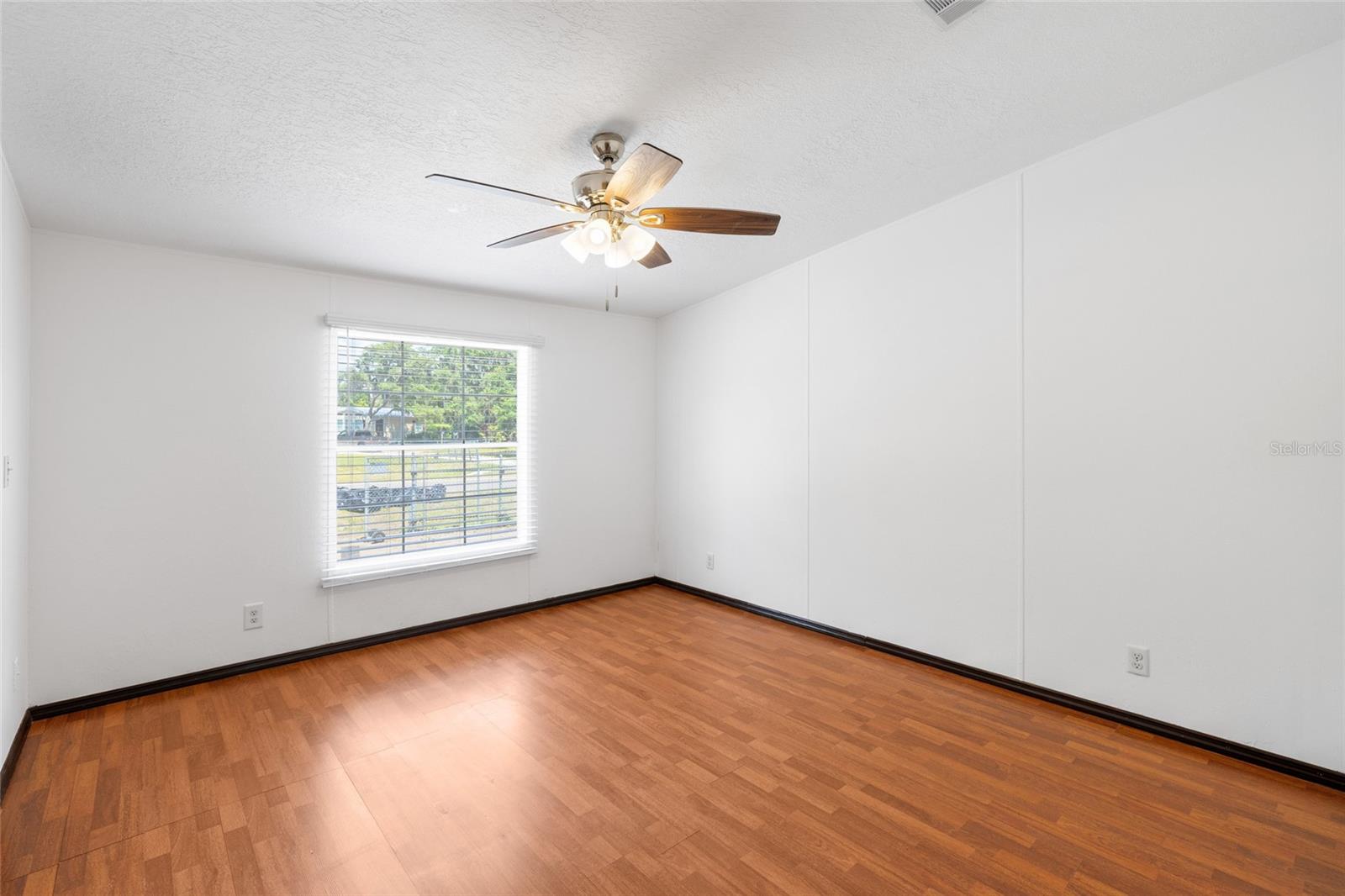 TROPICAL ACRES SOUTH UNIT 4 - Residential