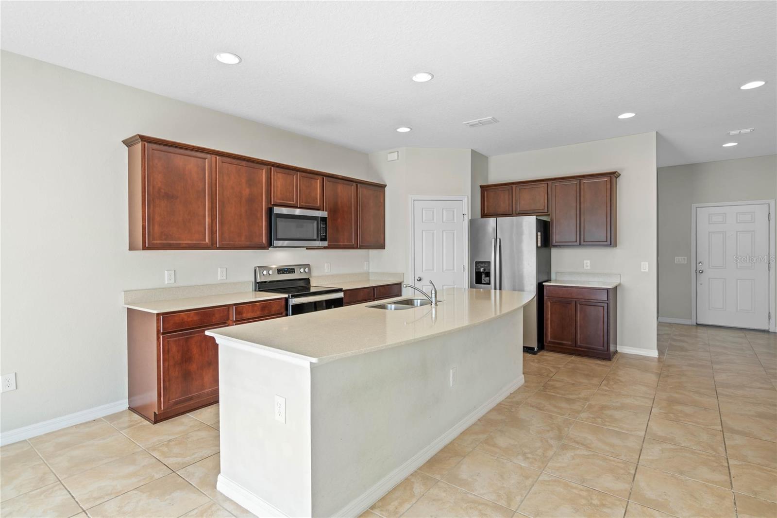 FOUNTAIN PARK - Residential