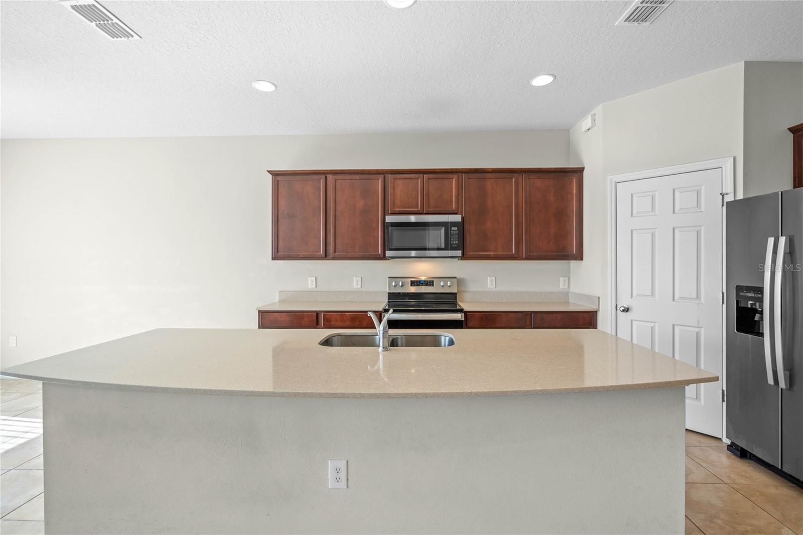 FOUNTAIN PARK - Residential