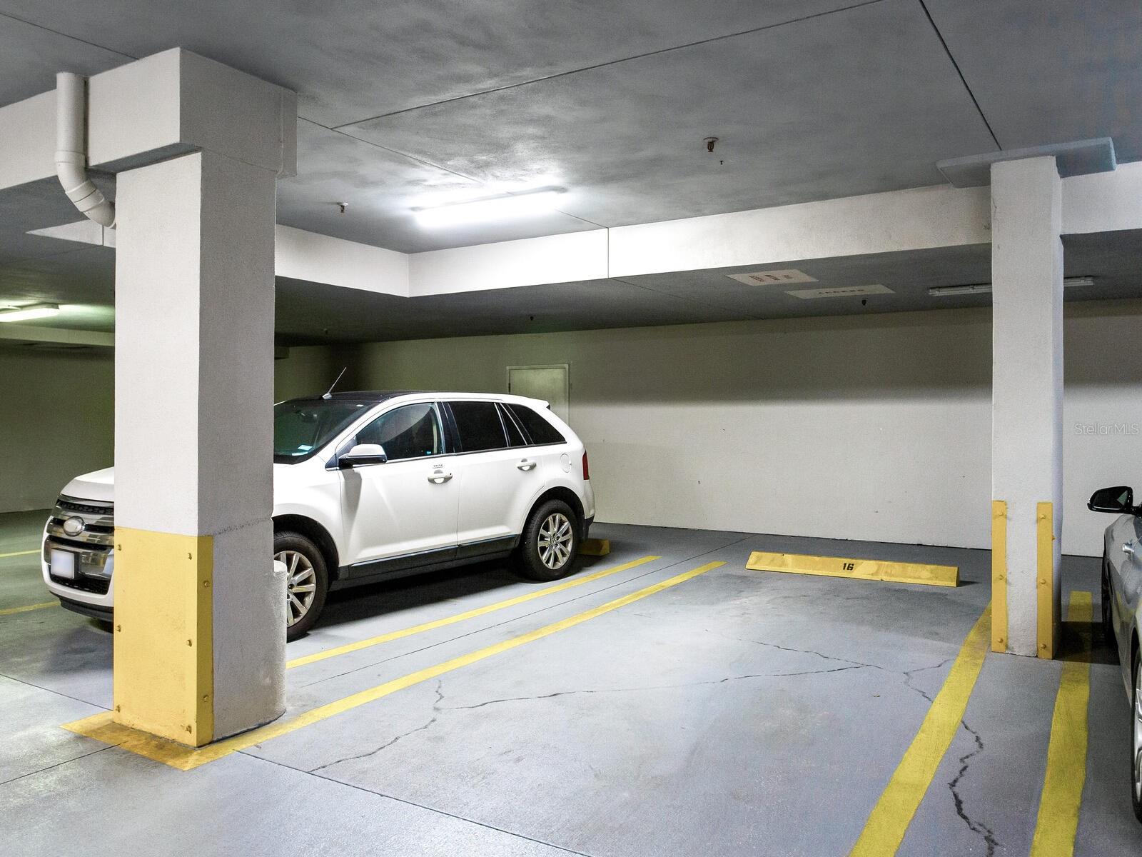 DANS ISLAND ON SAND KEY CONDO - Residential