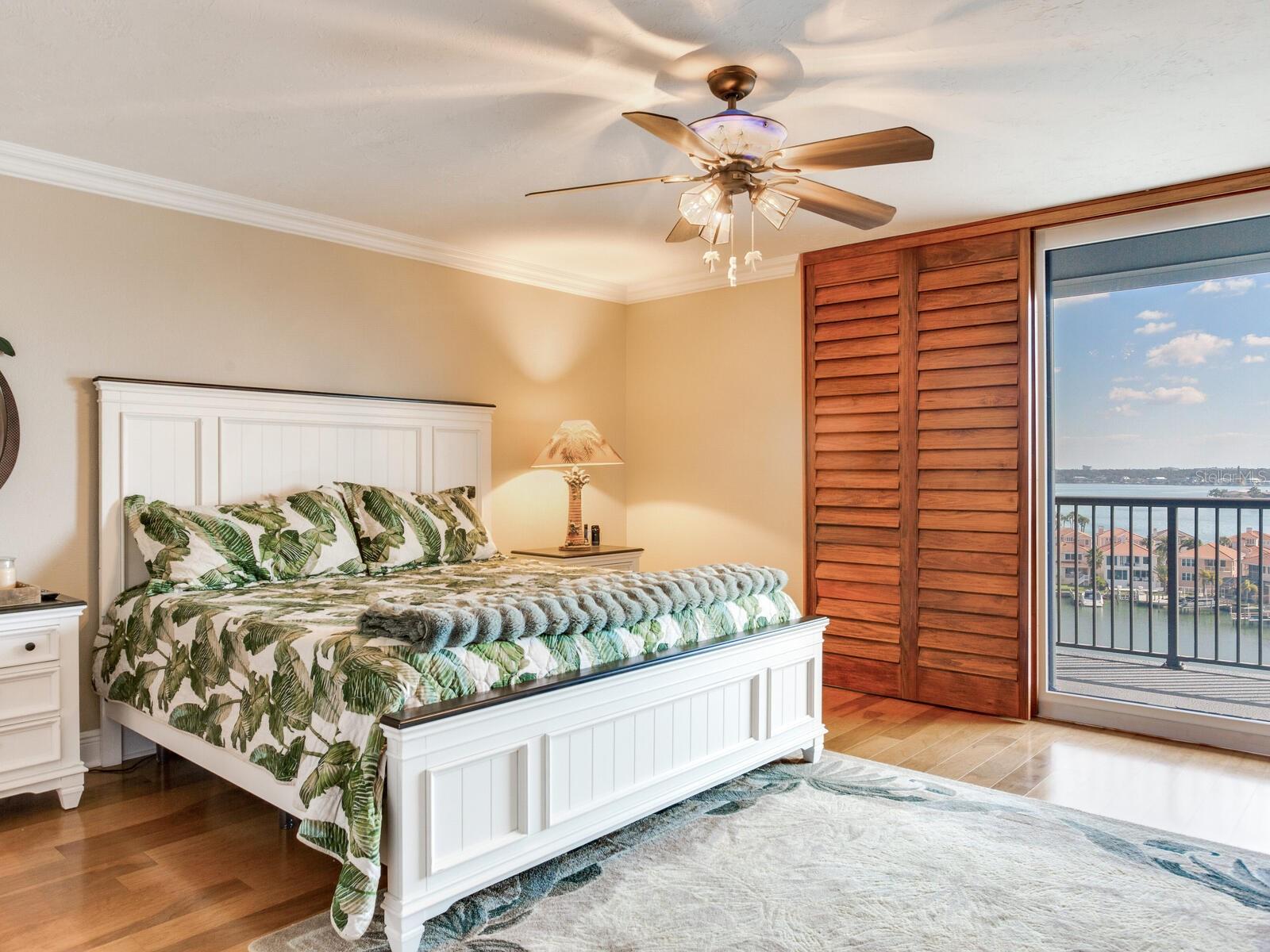 DANS ISLAND ON SAND KEY CONDO - Residential