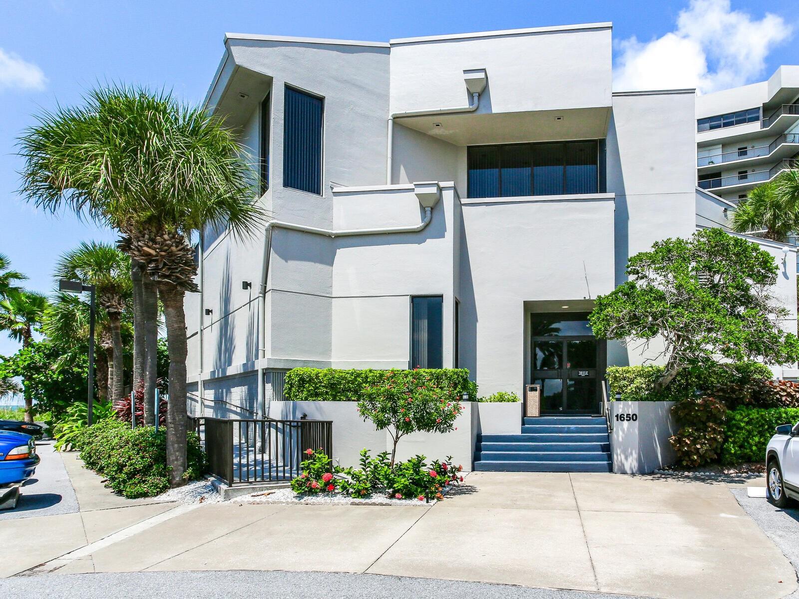 DANS ISLAND ON SAND KEY CONDO - Residential