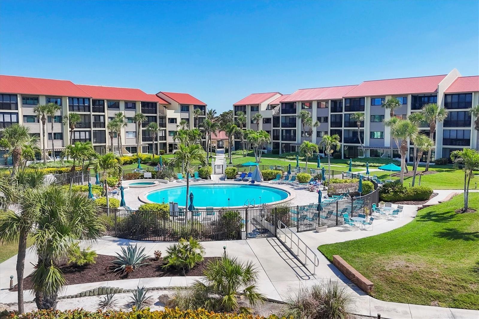 SIESTA DUNES BEACH / SIESTA KEY - Residential