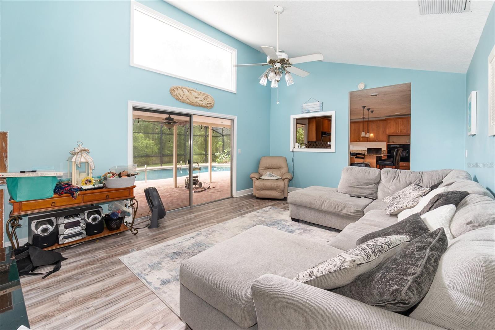 800 CROOKED OAK COURT