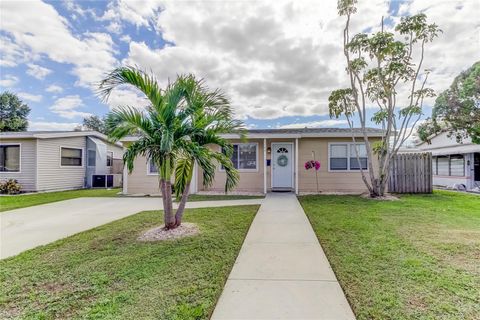 1142 56TH AVENUE N ST PETERSBURG FL 33703