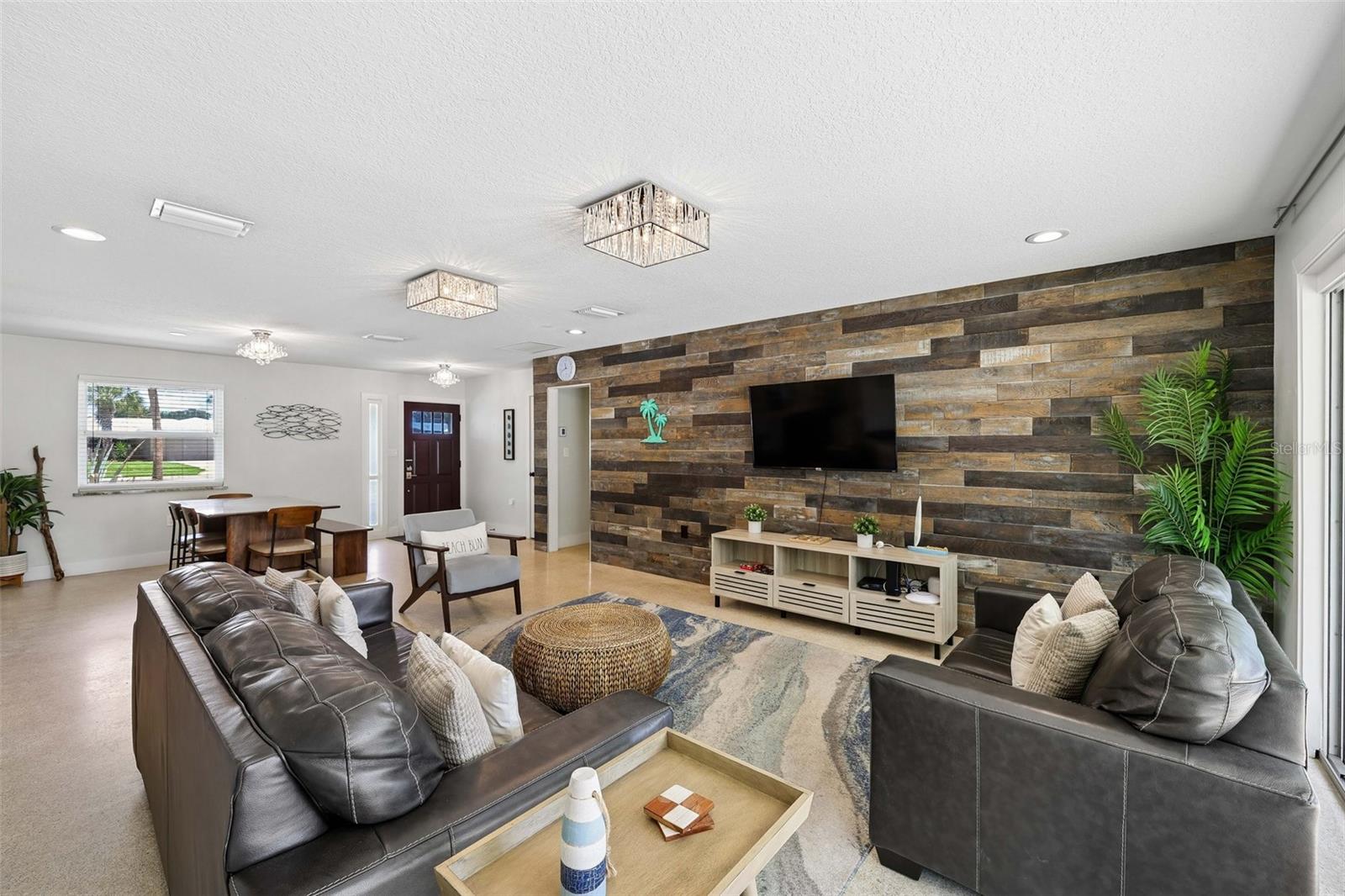 BALLENTINE MANOR ESTATES - Residential