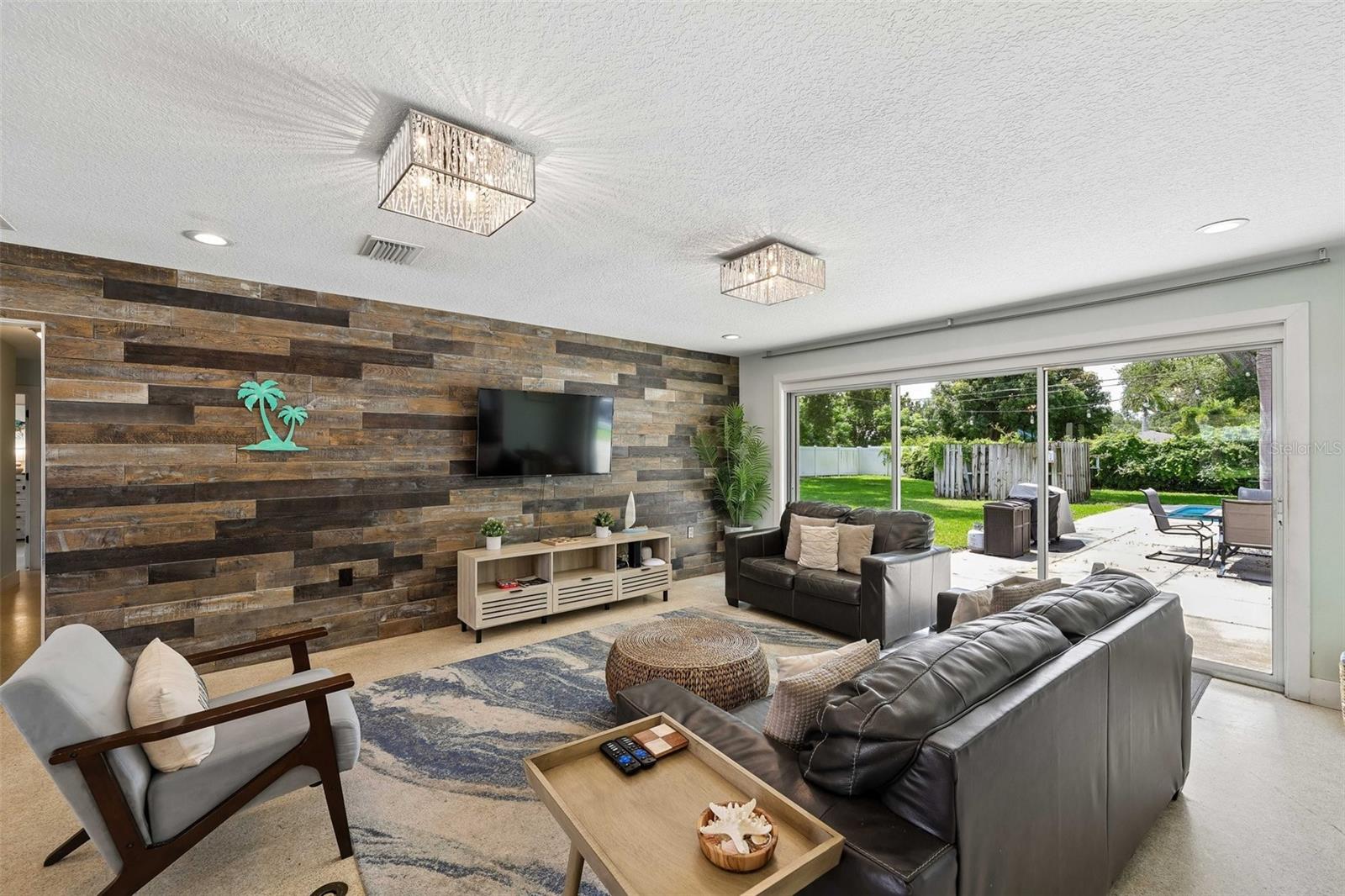 BALLENTINE MANOR ESTATES - Residential