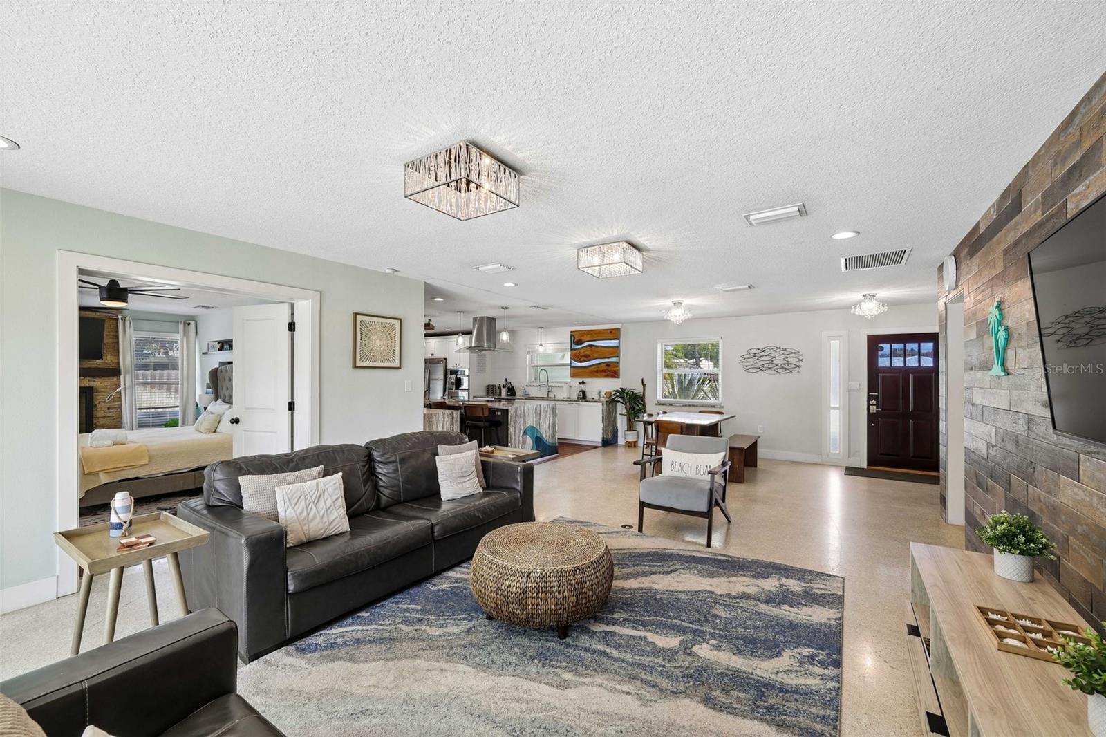 BALLENTINE MANOR ESTATES - Residential