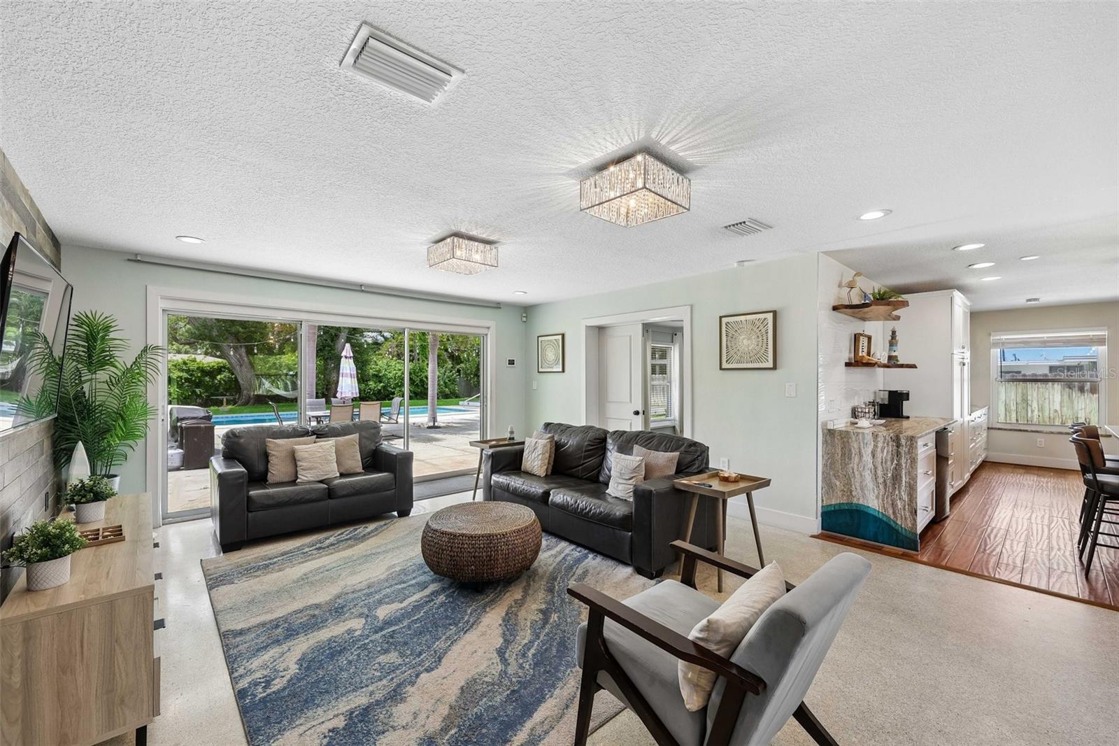 BALLENTINE MANOR ESTATES - Residential