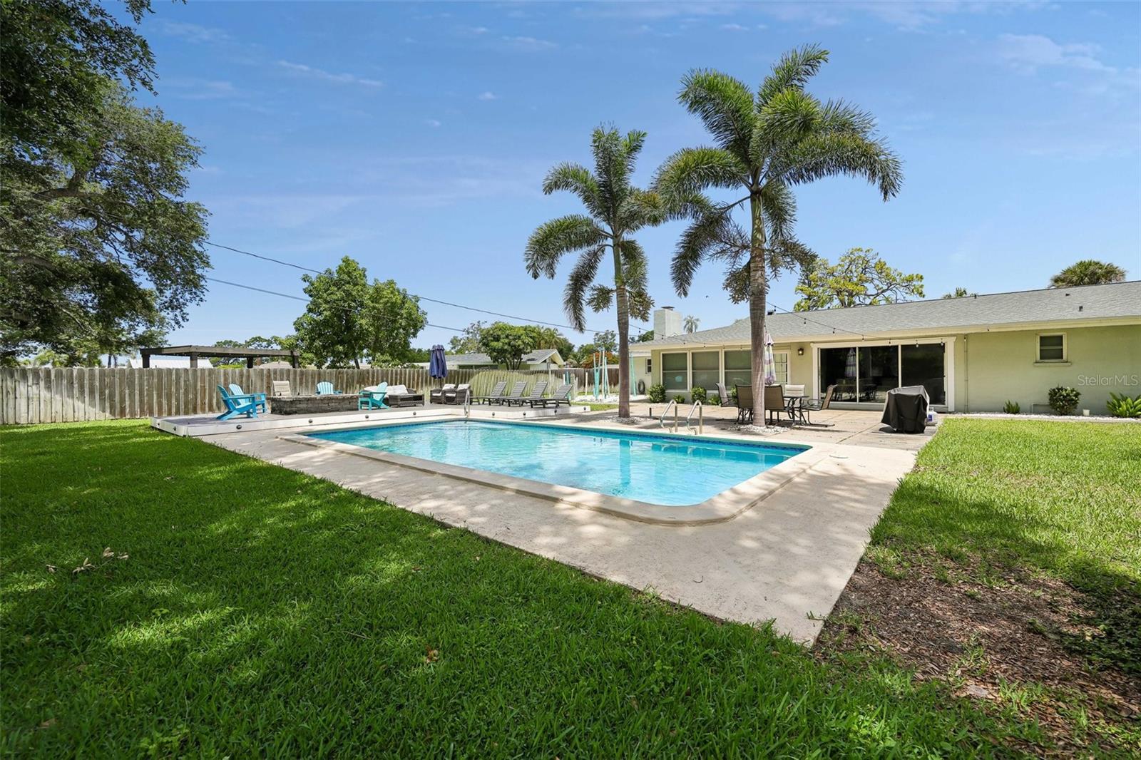 BALLENTINE MANOR ESTATES - Residential