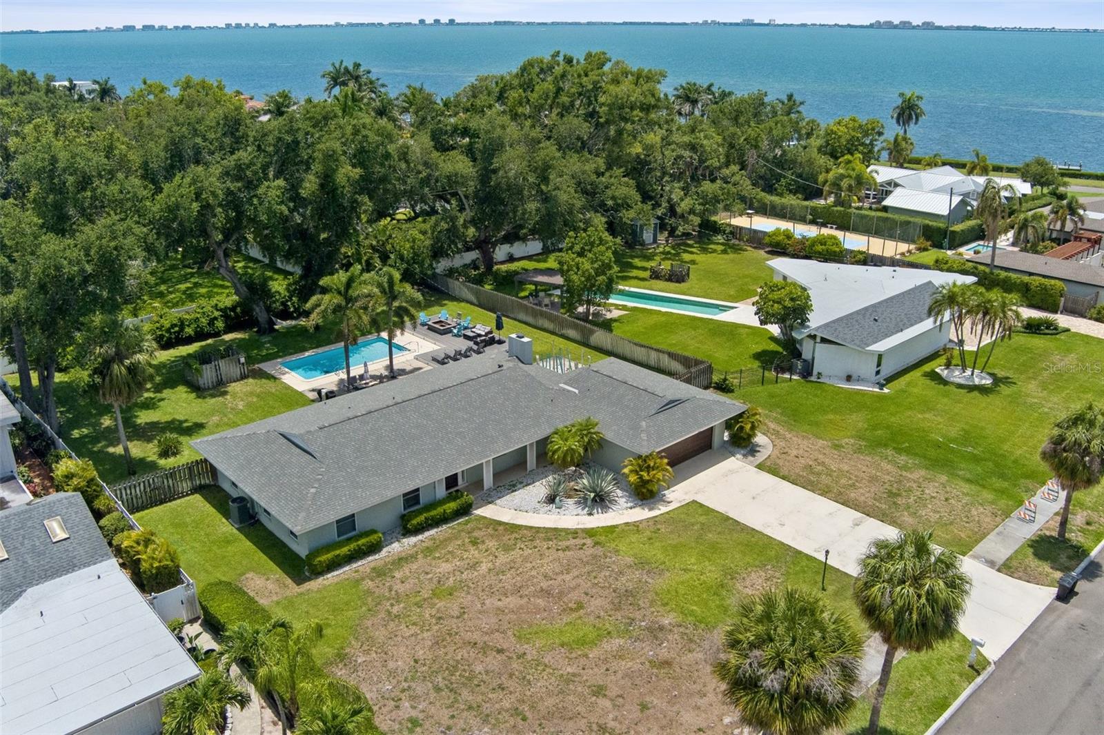 BALLENTINE MANOR ESTATES - Residential