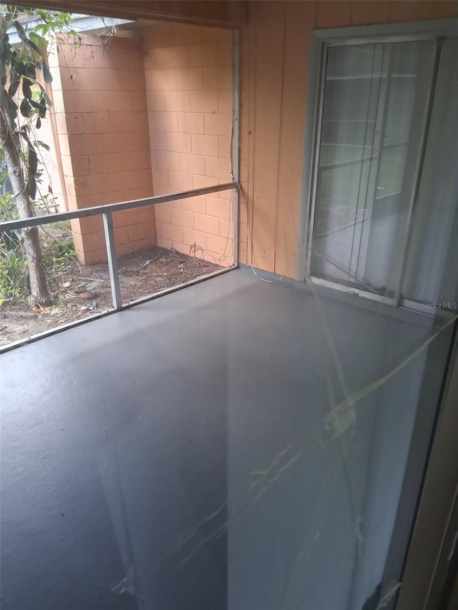 LAUREL HILLS CONDO - Residential Lease