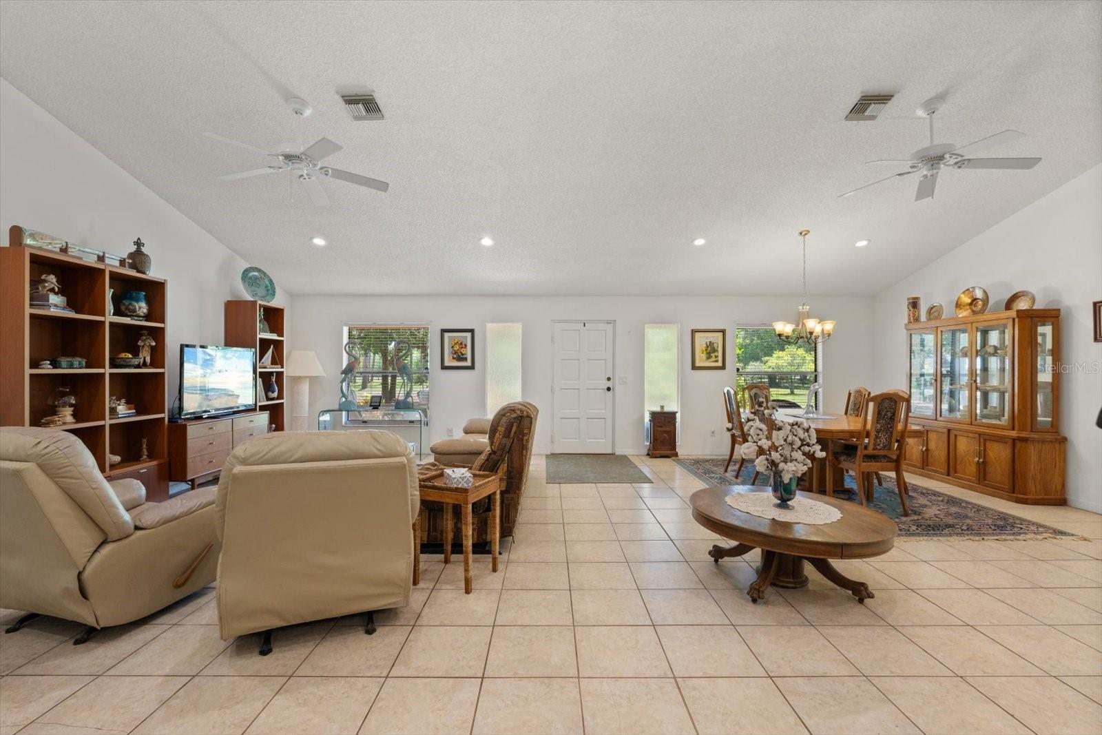 WILLOW SHORES - Residential