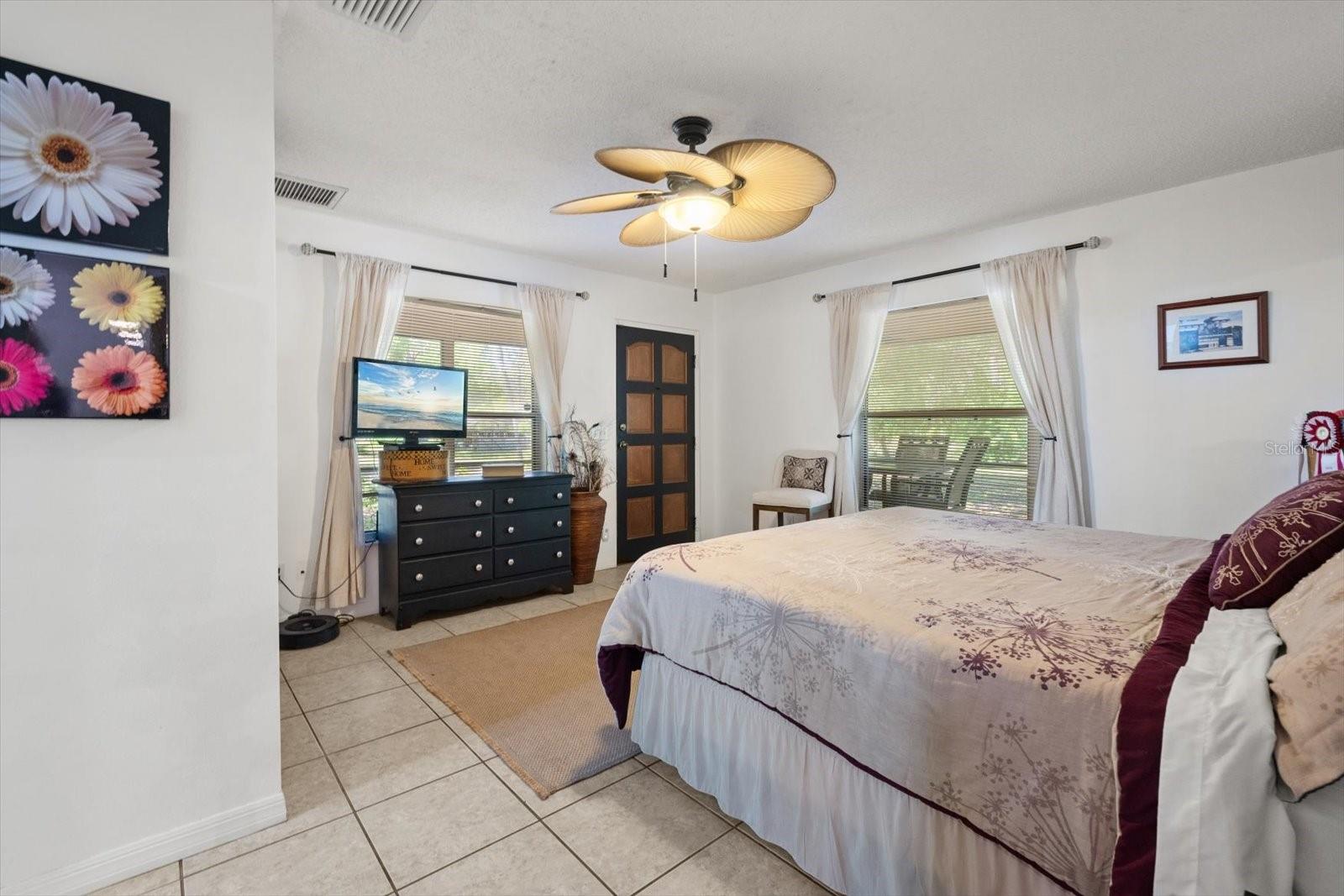 WILLOW SHORES - Residential