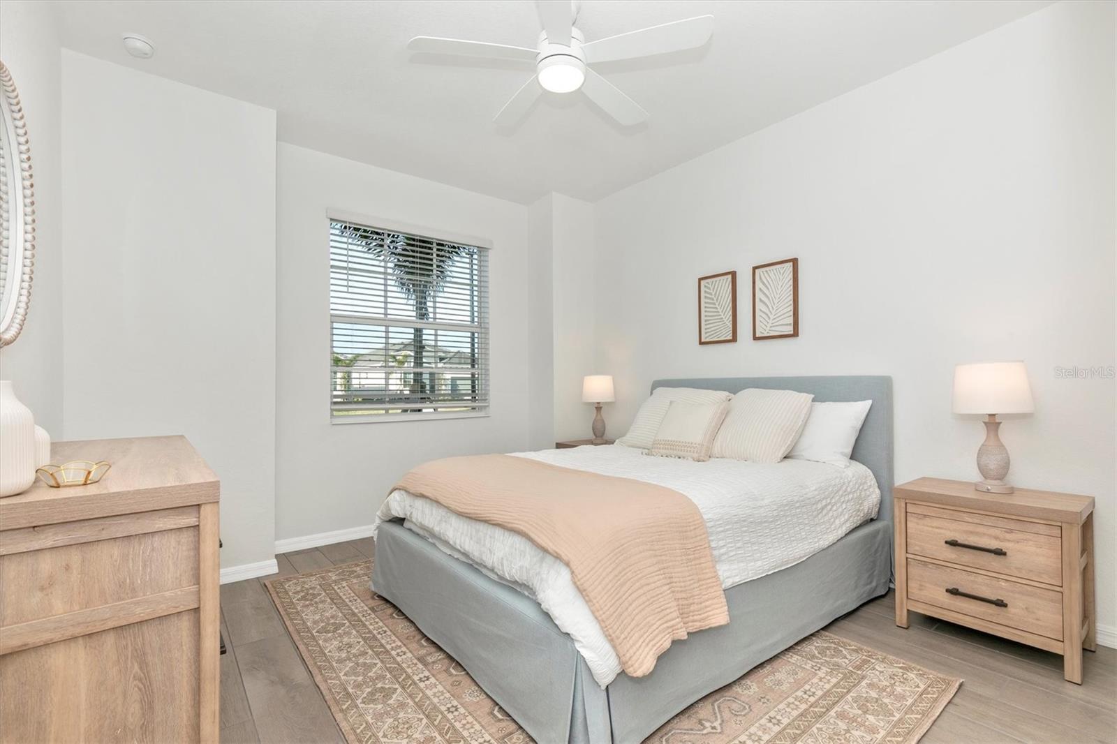 WELLEN PARK GOLF & COUNTRY CLUB - Residential Lease
