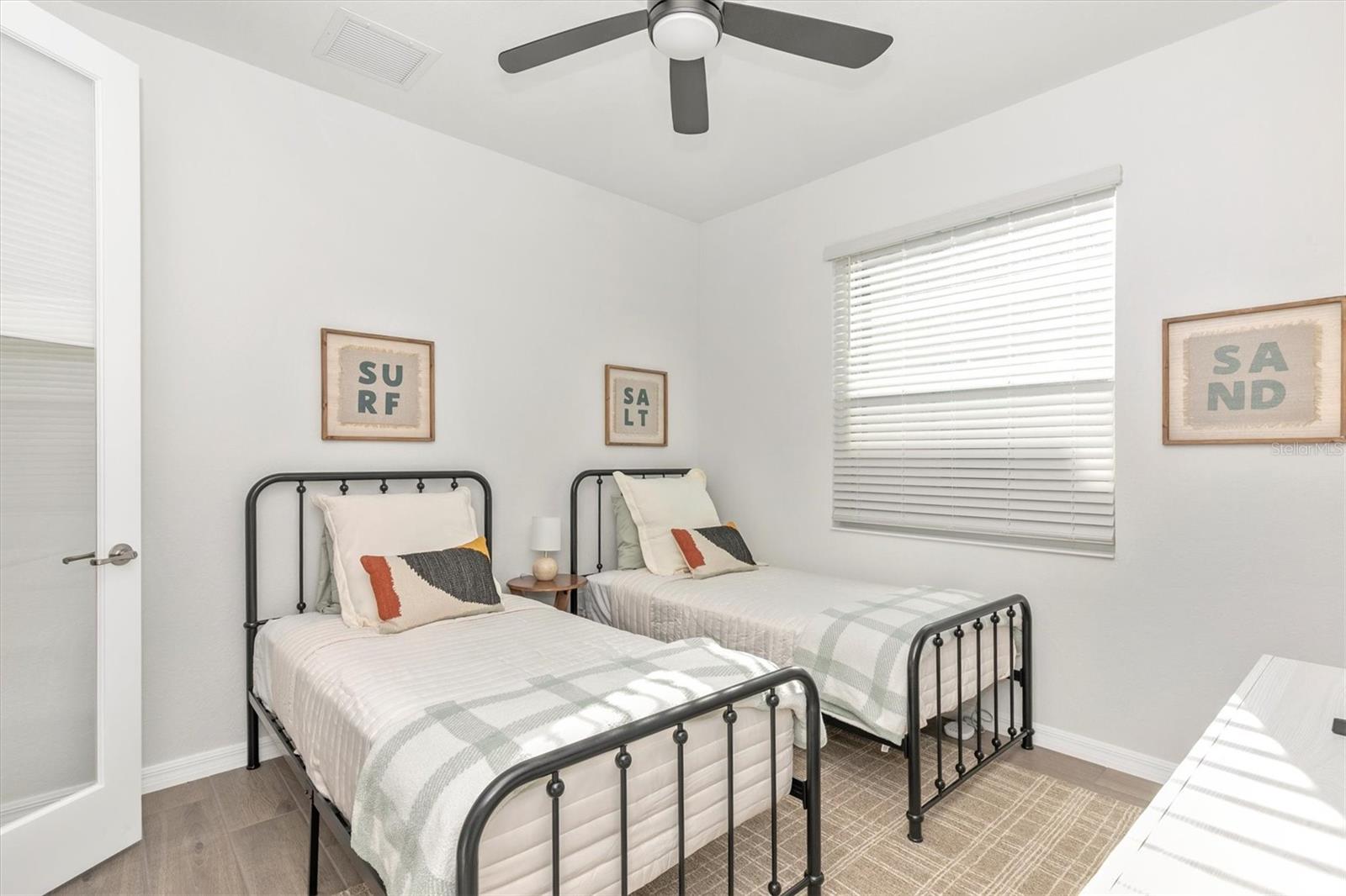 WELLEN PARK GOLF & COUNTRY CLUB - Residential Lease