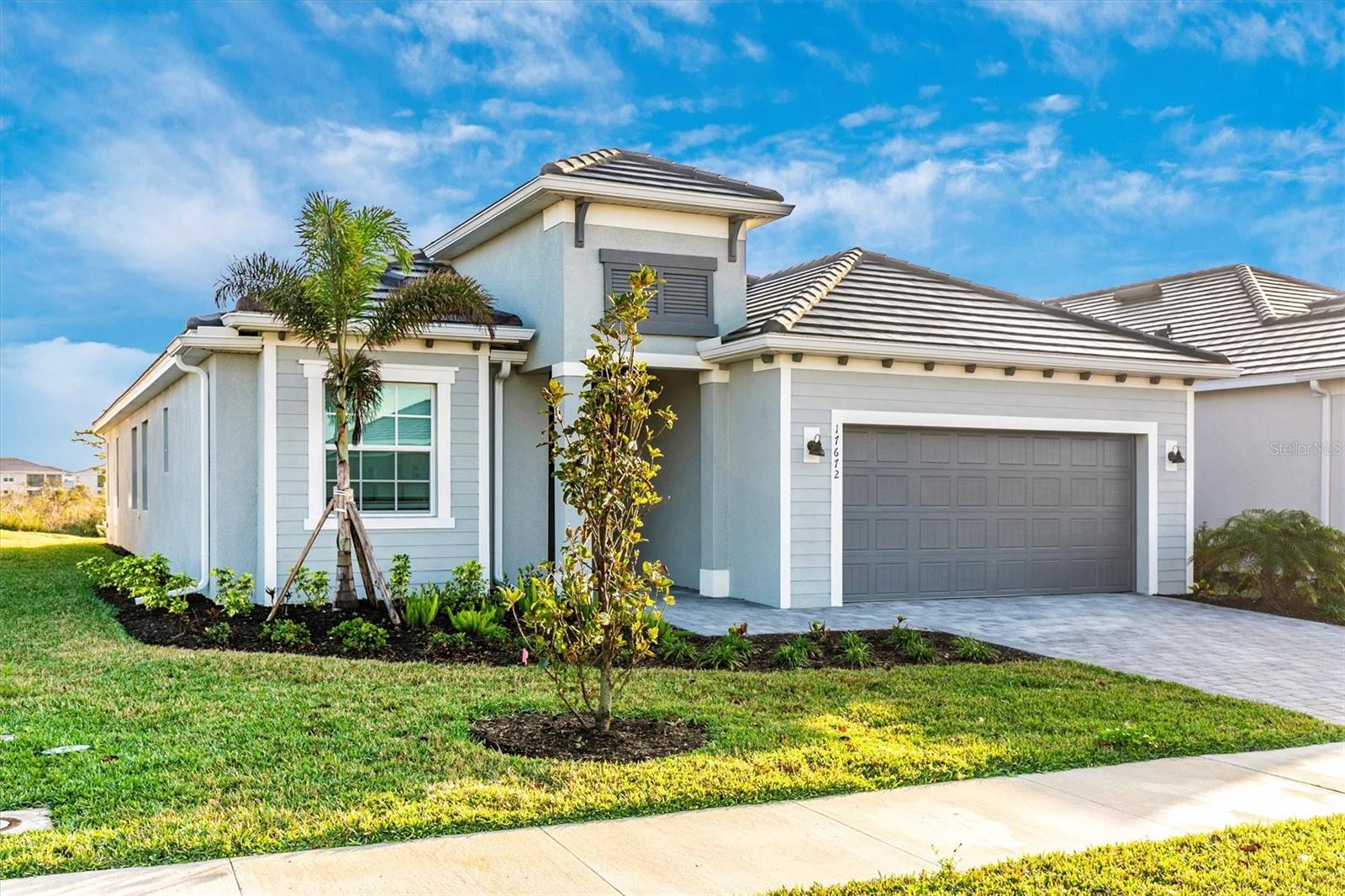 WELLEN PARK GOLF & COUNTRY CLUB - Residential Lease