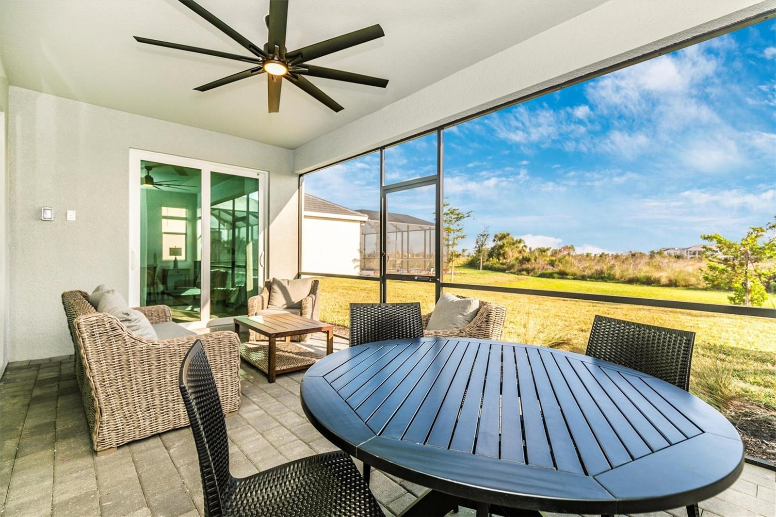 WELLEN PARK GOLF & COUNTRY CLUB - Residential Lease