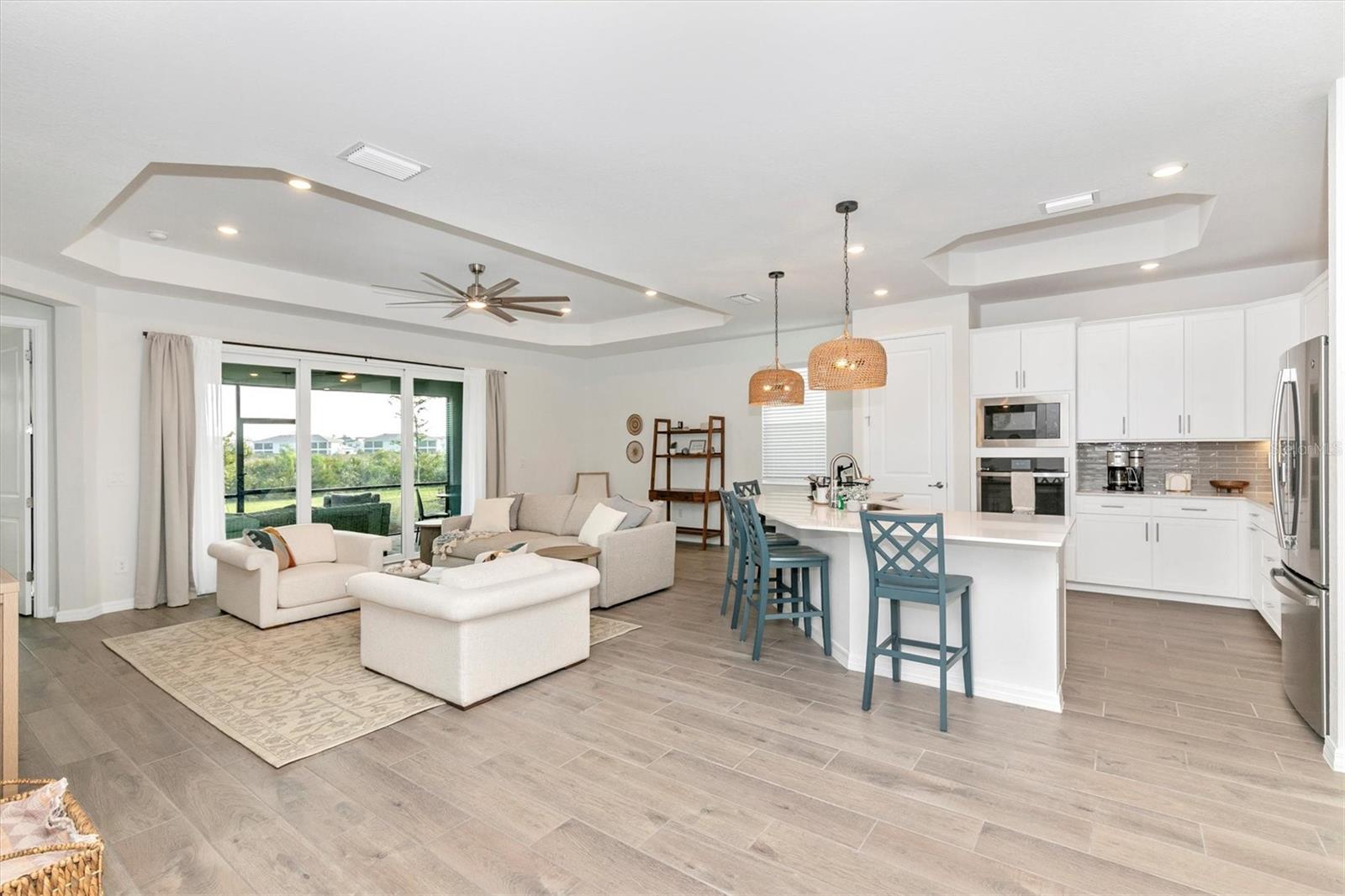 WELLEN PARK GOLF & COUNTRY CLUB - Residential Lease