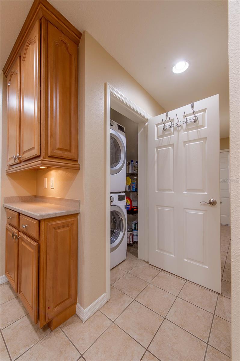 PALMA SOLA TRACE - Residential