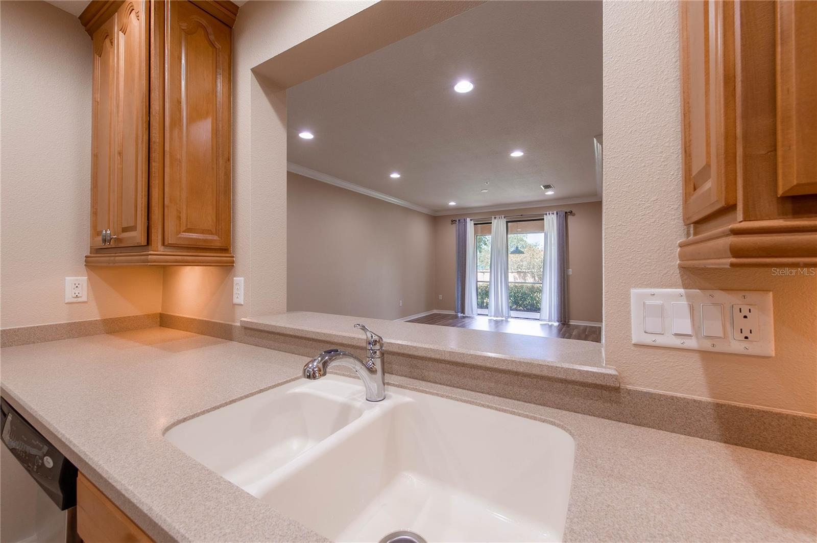 PALMA SOLA TRACE - Residential