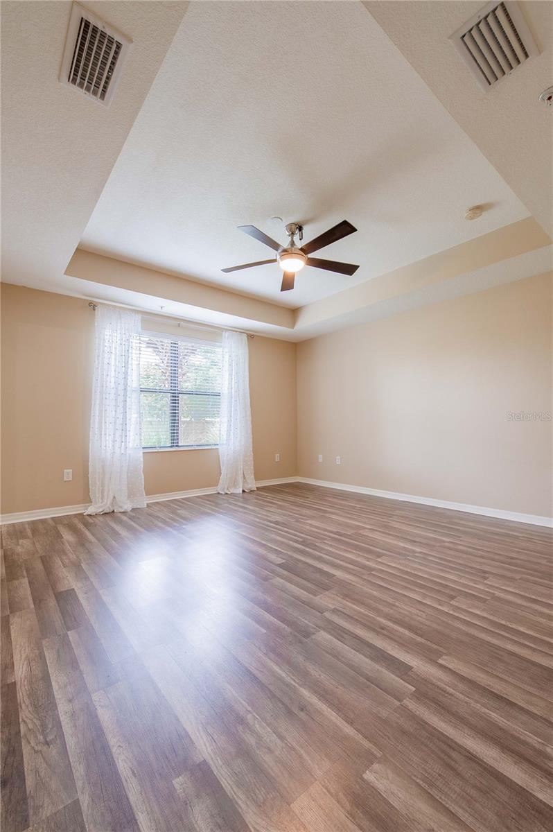 PALMA SOLA TRACE - Residential