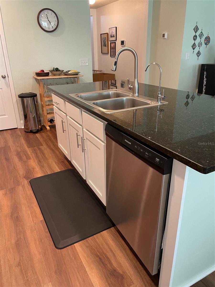 GRAND RESERVE - Residential