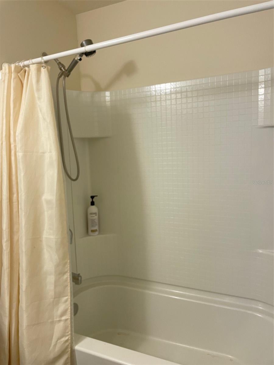 GRAND RESERVE - Residential