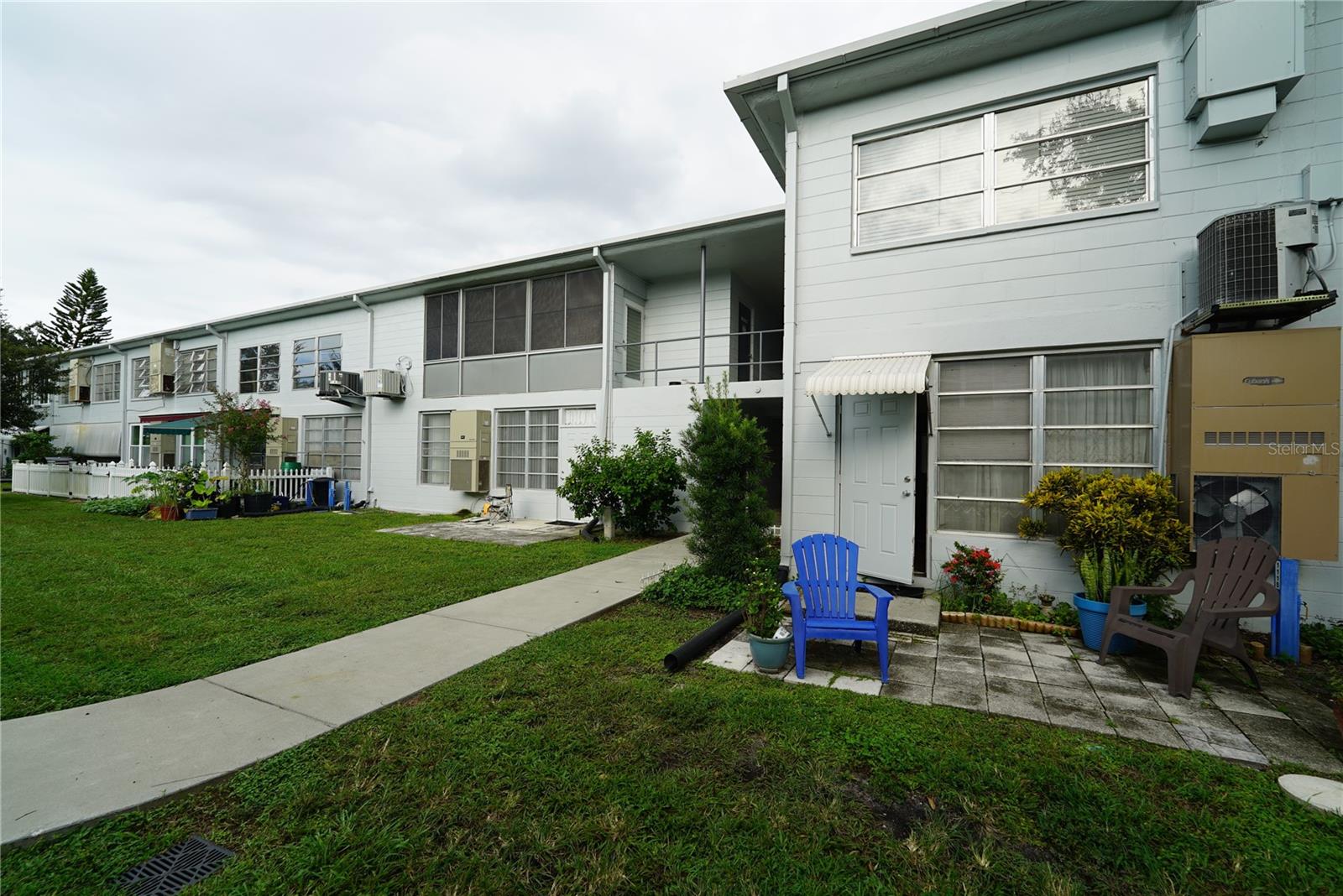 CLEARVIEW OAKS CONDO - Residential