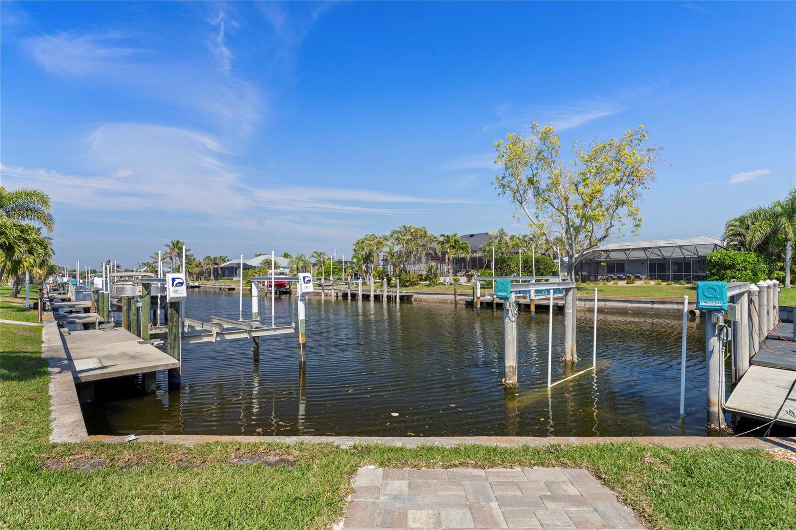 PUNTA GORDA ISLES SEC 05 - Residential
