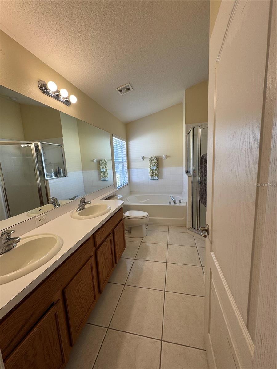 TRAPNELL RIDGE - Residential Lease