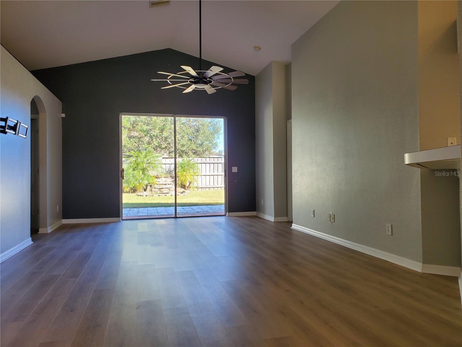 TRAPNELL RIDGE - Residential Lease