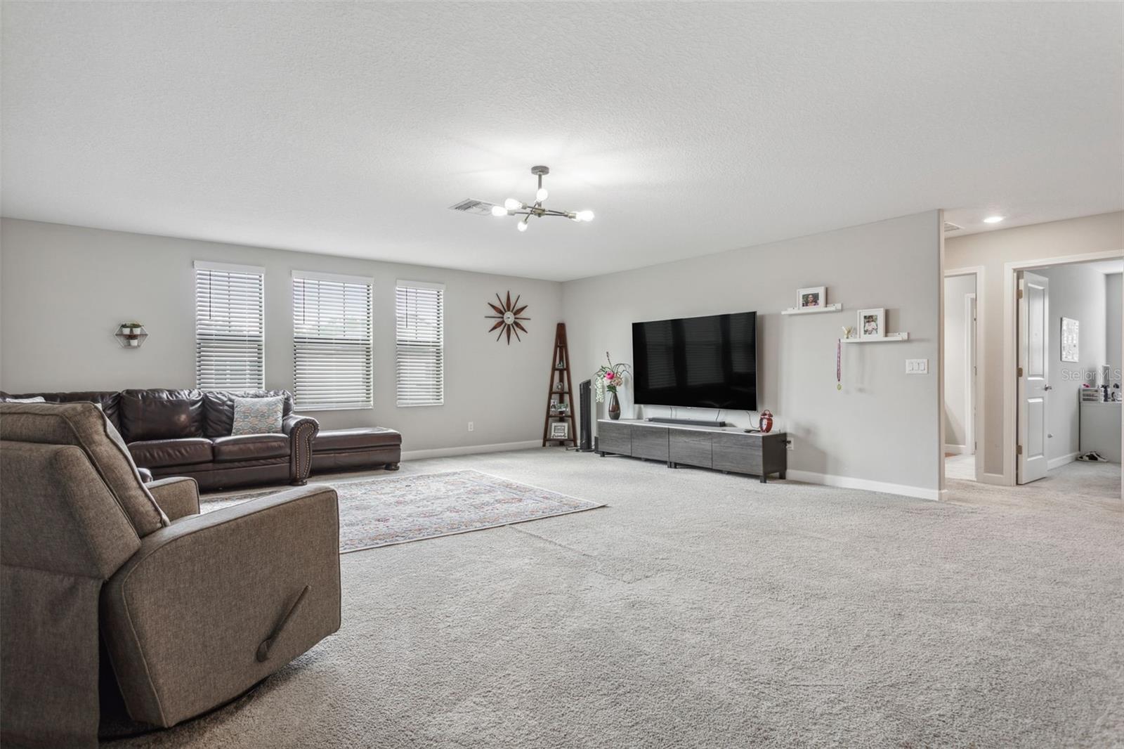 TAMPA PALMS AREA 3 PRCL 38 - Residential