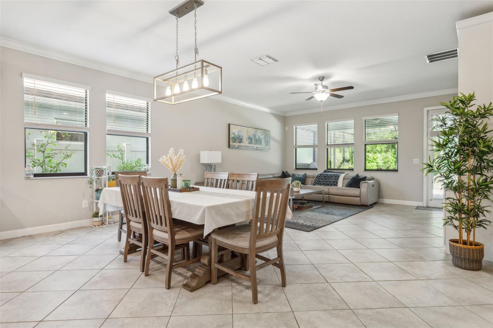 TAMPA PALMS AREA 3 PRCL 38 - Residential