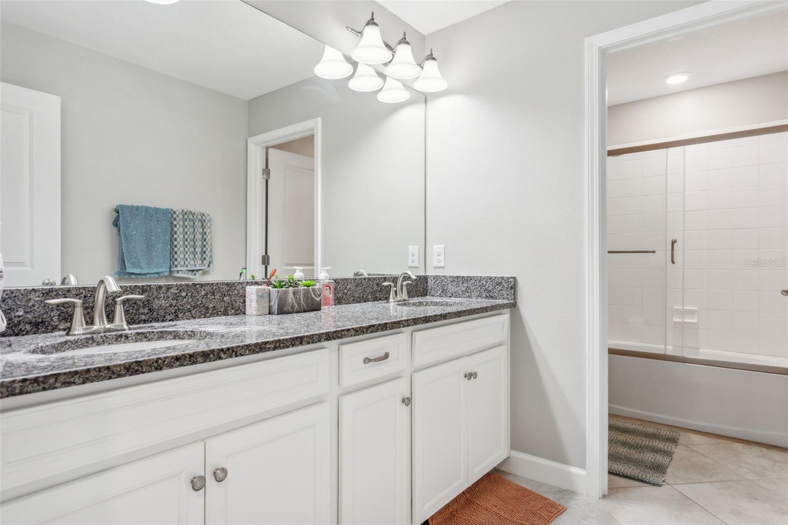 TAMPA PALMS AREA 3 PRCL 38 - Residential