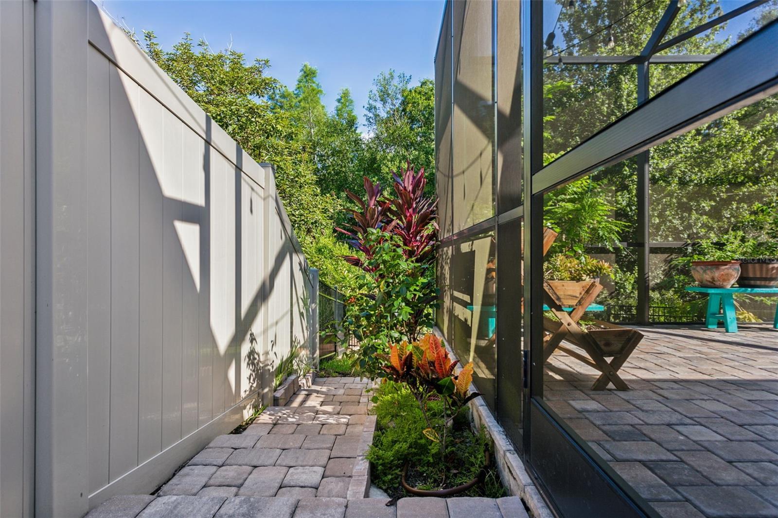 TAMPA PALMS AREA 3 PRCL 38 - Residential