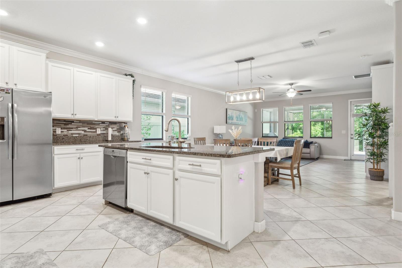 TAMPA PALMS AREA 3 PRCL 38 - Residential