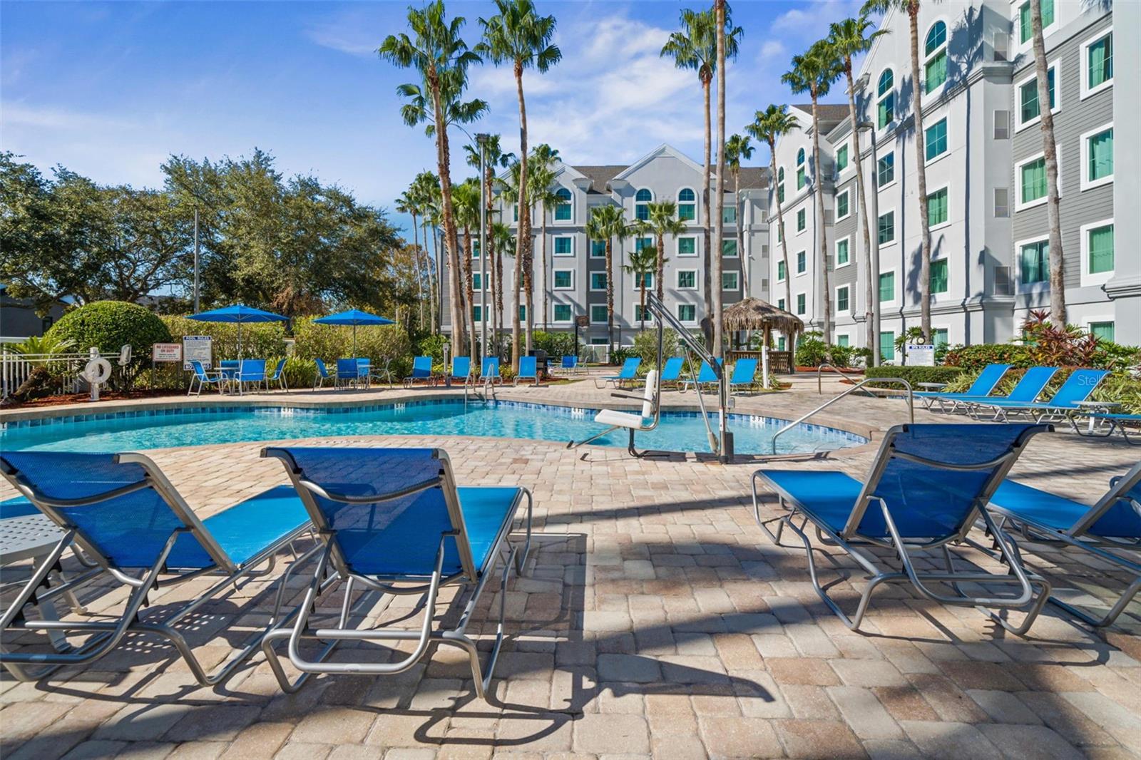 HAWTHORNE - Residential