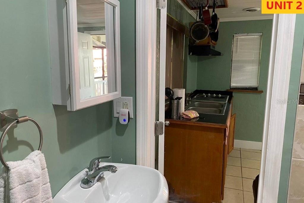 POS SUB OF LT 11 BLK N - Residential