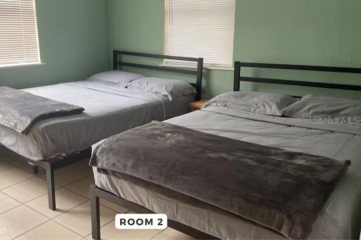 POS SUB OF LT 11 BLK N - Residential