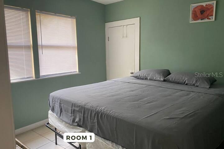 POS SUB OF LT 11 BLK N - Residential