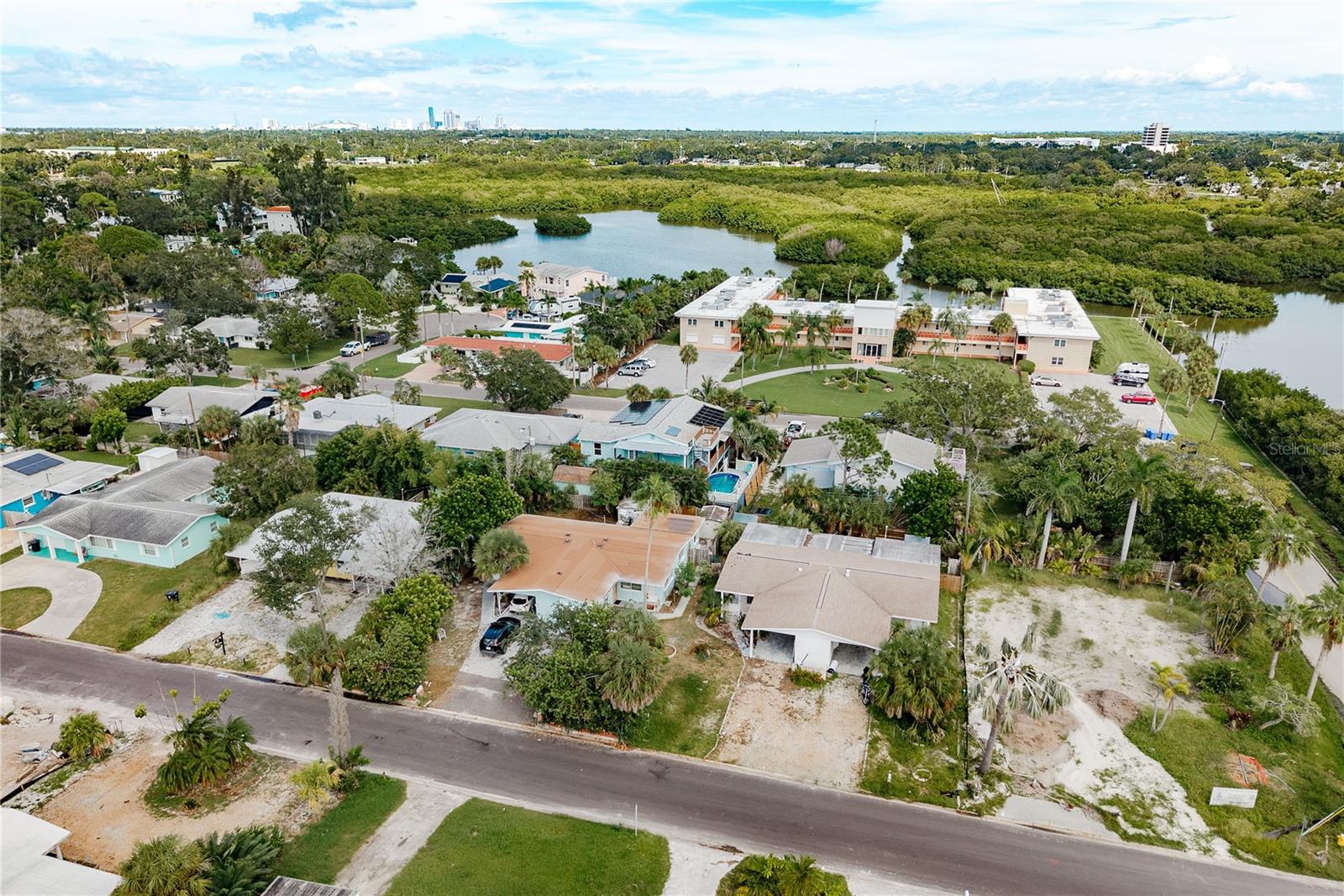 GULFPORT HARBOR 1ST ADD - Residential