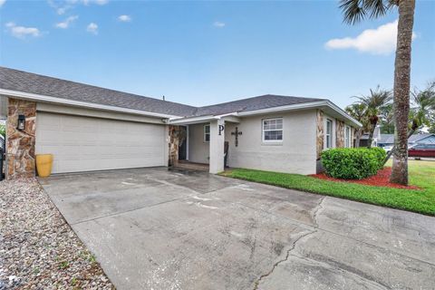 Photo of 3055 Suwannee Court, Apopka, FL 32703 (MLS # O6403318)