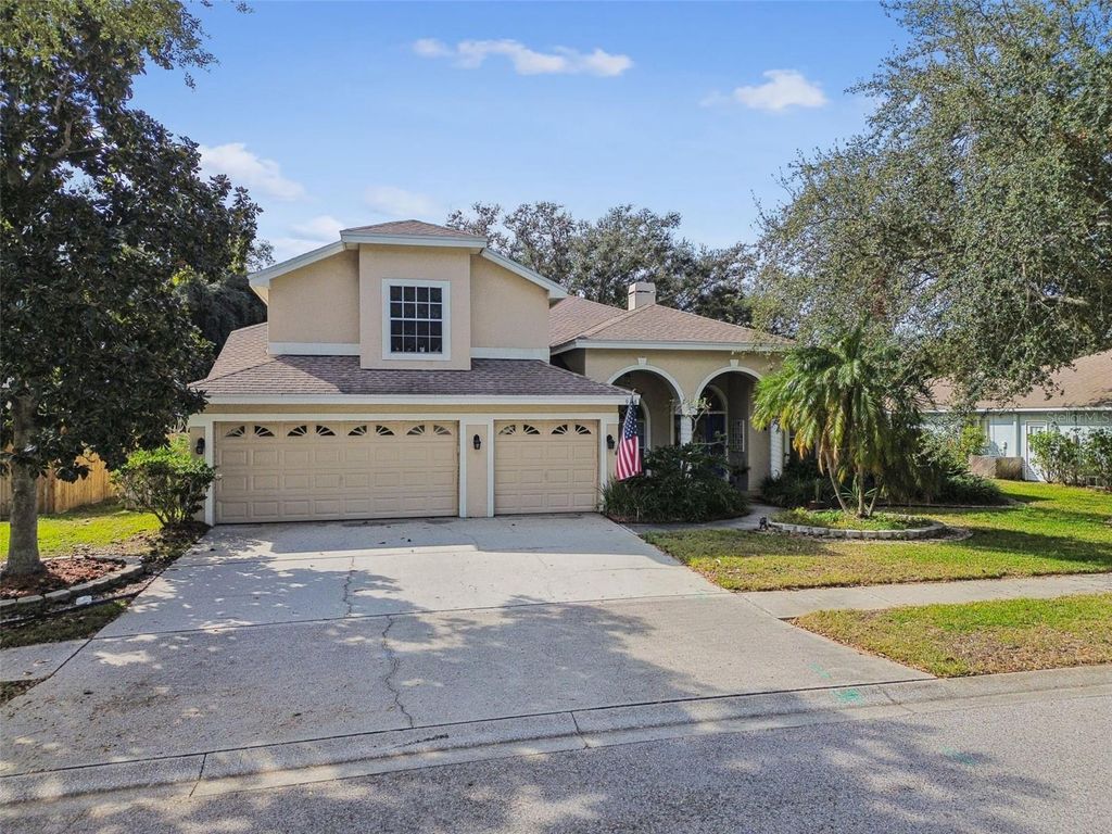 Photo of 928 Oakview Road, Tarpon Springs, FL 34689 (MLS # TB8461310)